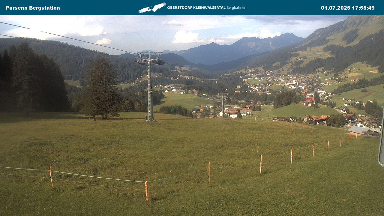 Bild: Heuberg Arena - Parsenn Bergstation