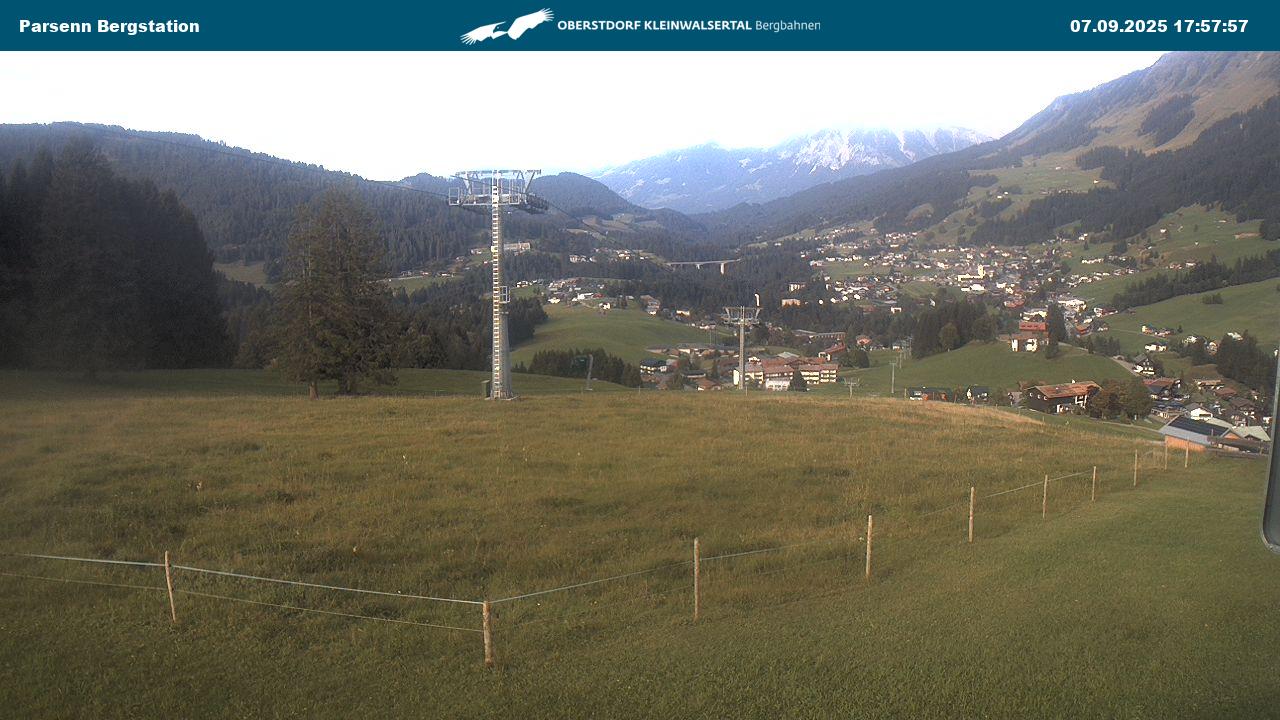 Bild: Heuberg Arena - Parsenn Bergstation