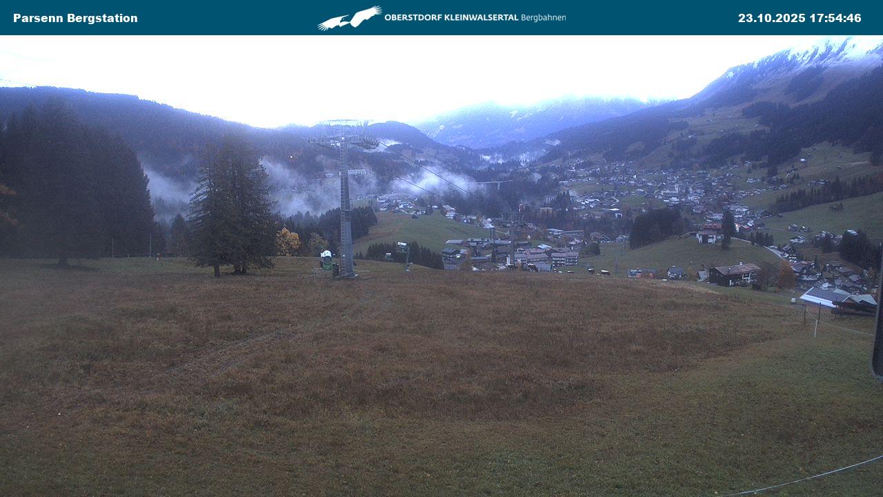 webcam.bild: Heuberg Arena - Parsenn Bergstation