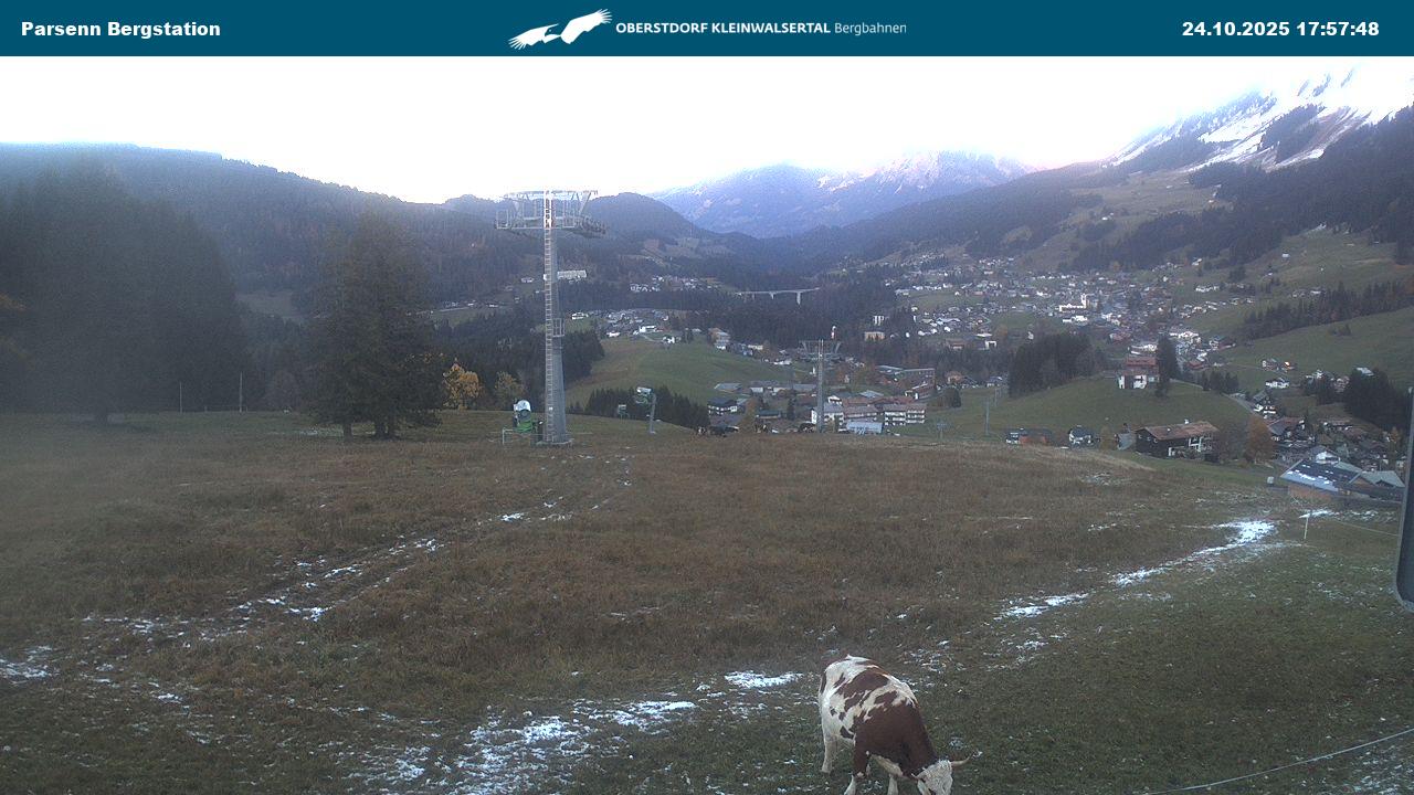 webcam.bild: Heuberg Arena - Parsenn Bergstation