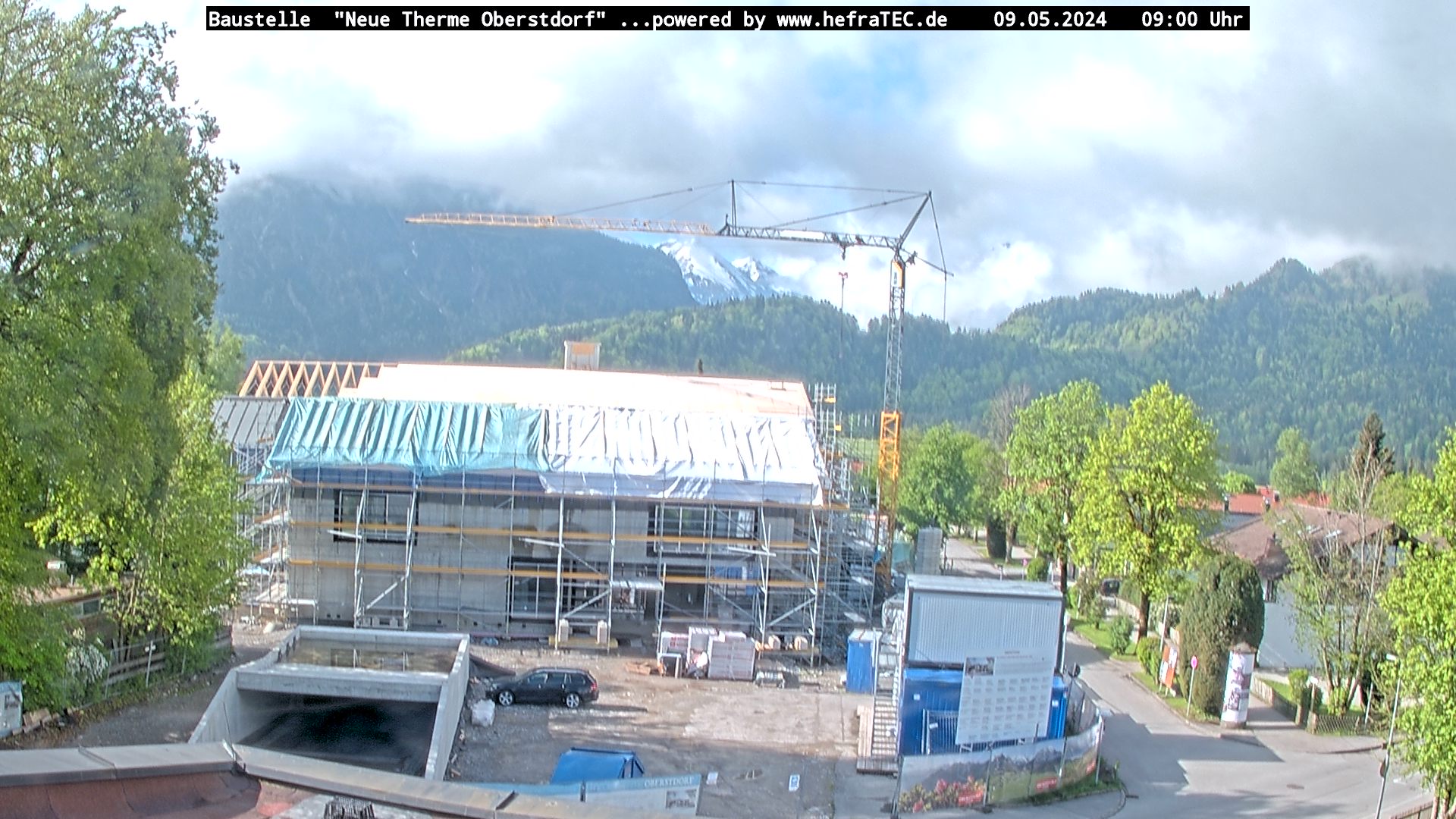 Webcam der Gemeinde Oberstdorf, Sie sehen die Grundschule, dahinter das Söllereck.