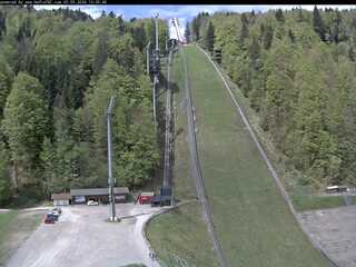Webcam Oberstdorf -Oberstdorf - Blick auf den Aufsprunghang der Skiflugschanze im Stillachtal